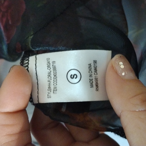 Forever 21   Sheer Floral Statement Piece - Picture 7 of 8